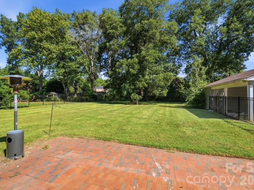 1351 Marion Street, Shelby, NC 28150.  MLS# CAR4423248, YatesRealty ID 49730. 