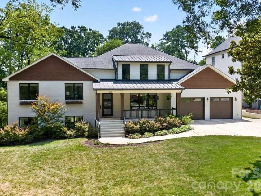 842 Linda Lane, Charlotte, NC 28211.  MLS# CAR4422188, YatesRealty ID 49731. 