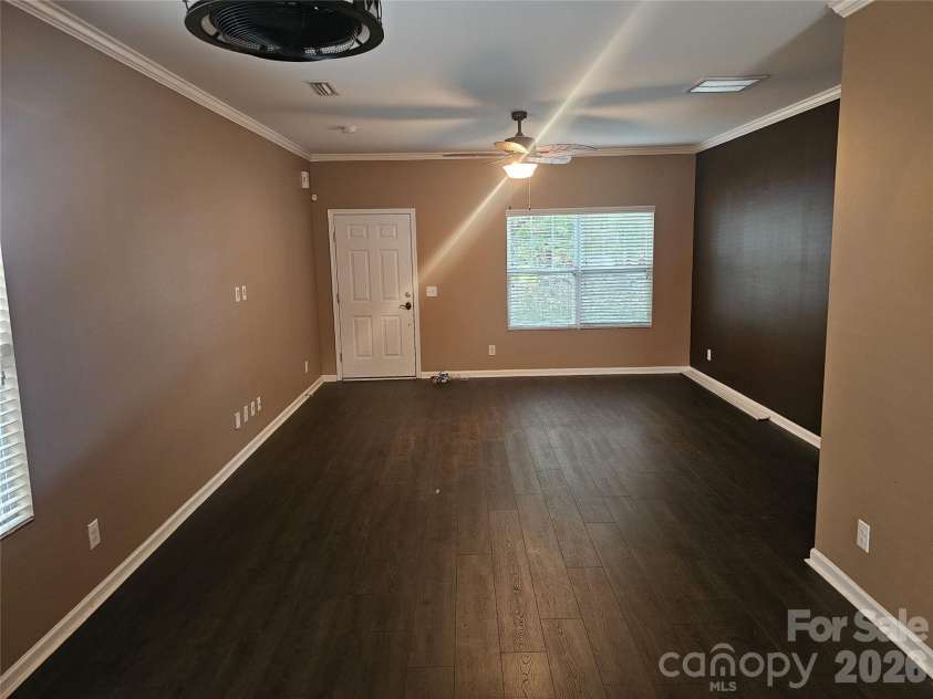 4657 Johnston Oehler Road, Charlotte, NC 28269.  MLS# CAR4422186, YatesRealty ID 49733. 