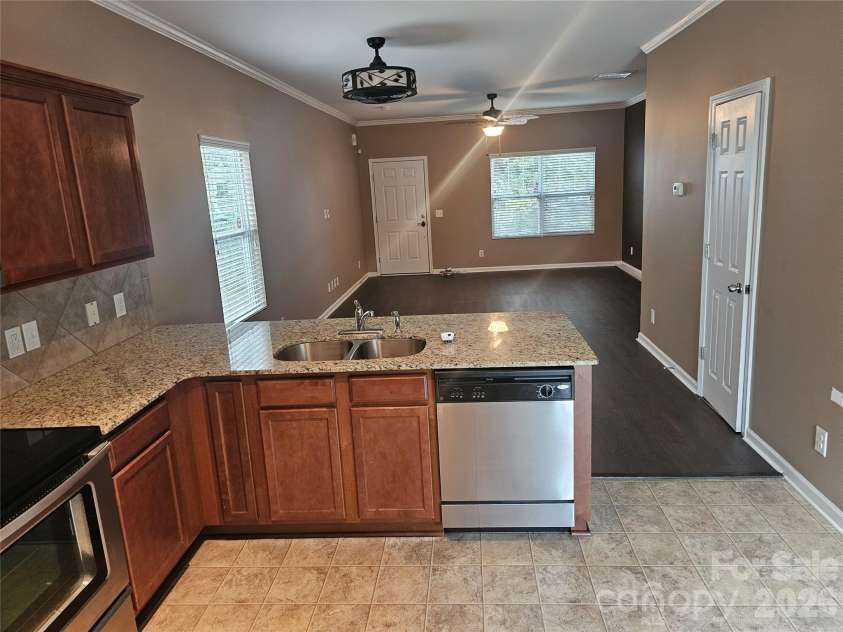4657 Johnston Oehler Road, Charlotte, NC 28269.  MLS# CAR4422186, YatesRealty ID 49733. 