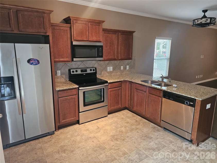 4657 Johnston Oehler Road, Charlotte, NC 28269.  MLS# CAR4422186, YatesRealty ID 49733. 