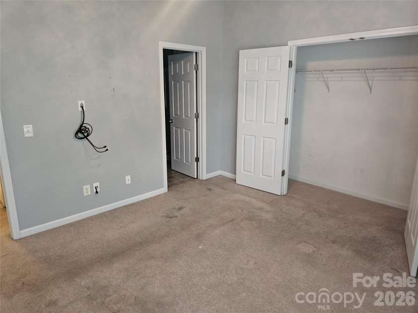 4657 Johnston Oehler Road, Charlotte, NC 28269.  MLS# CAR4422186, YatesRealty ID 49733. Primary Bedroom