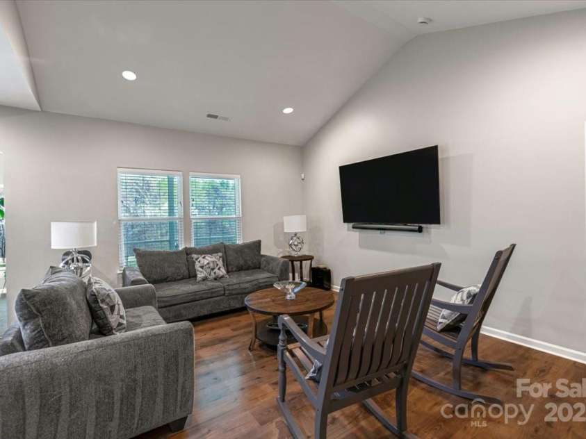 5143 Arbordale Way, Mount Holly, NC 28120.  MLS# CAR4239890, YatesRealty ID 4974. 