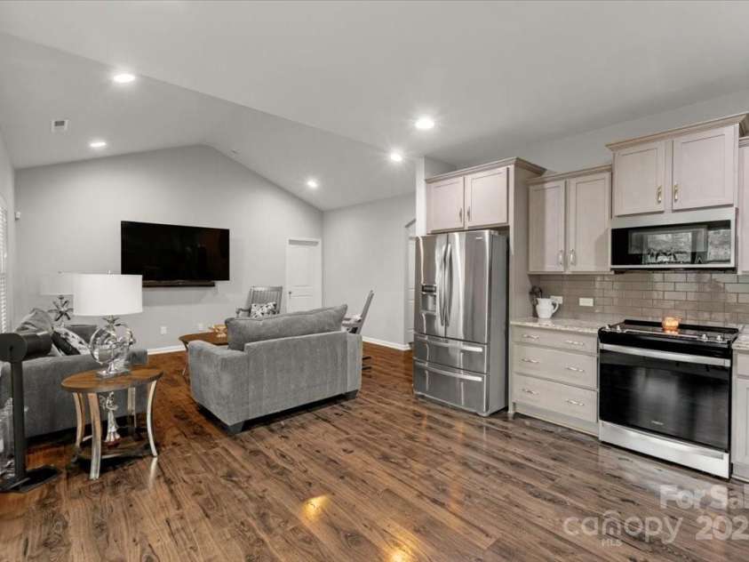 5143 Arbordale Way, Mount Holly, NC 28120.  MLS# CAR4239890, YatesRealty ID 4974. 