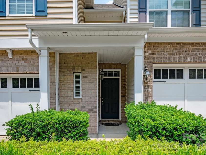 5248 Allison Lane, Charlotte, NC 28277.  MLS# CAR4422907, YatesRealty ID 49741. 