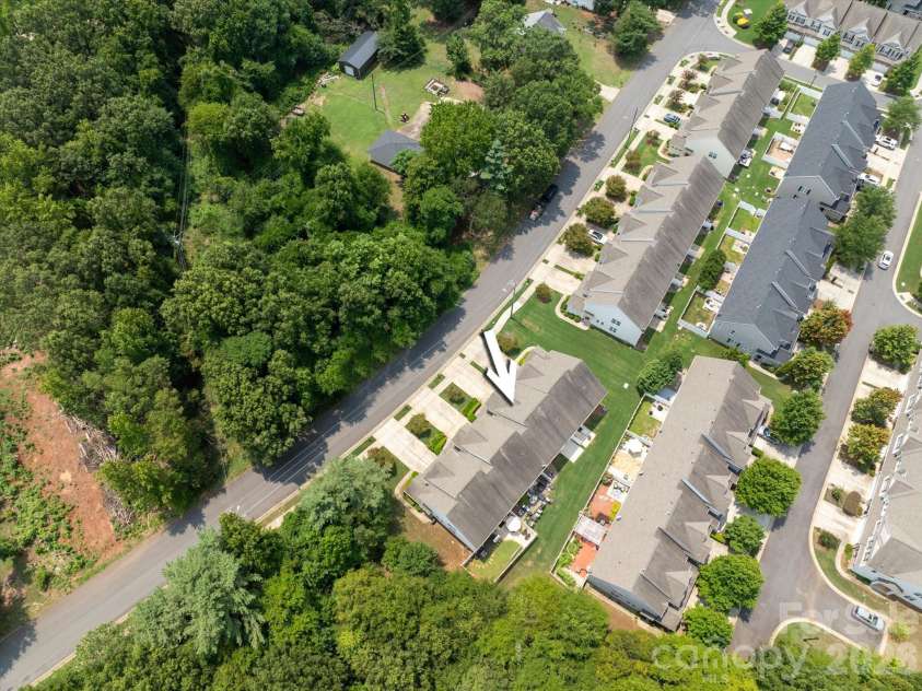 5248 Allison Lane, Charlotte, NC 28277.  MLS# CAR4422907, YatesRealty ID 49741. 