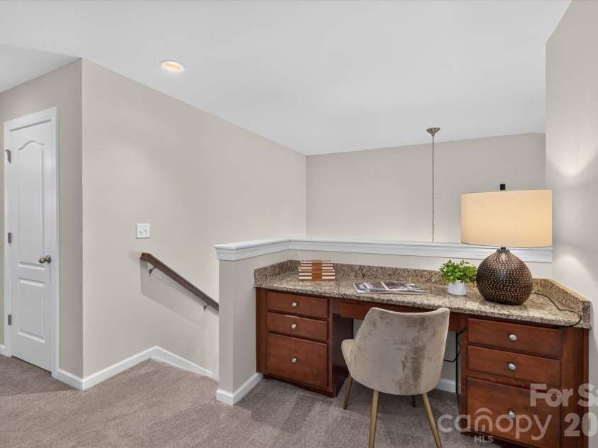 5248 Allison Lane, Charlotte, NC 28277.  MLS# CAR4422907, YatesRealty ID 49741. Built in Office/Study Desk