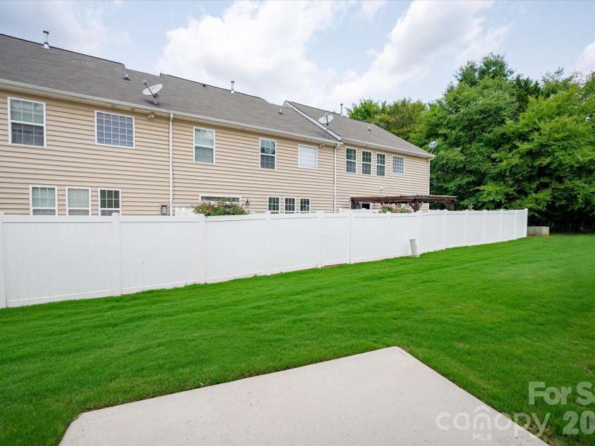 5248 Allison Lane, Charlotte, NC 28277.  MLS# CAR4422907, YatesRealty ID 49741. Great patio space