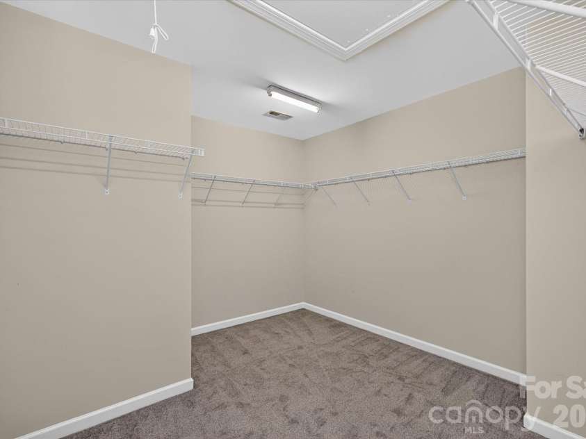 5248 Allison Lane, Charlotte, NC 28277.  MLS# CAR4422907, YatesRealty ID 49741. Super-size primary WIC