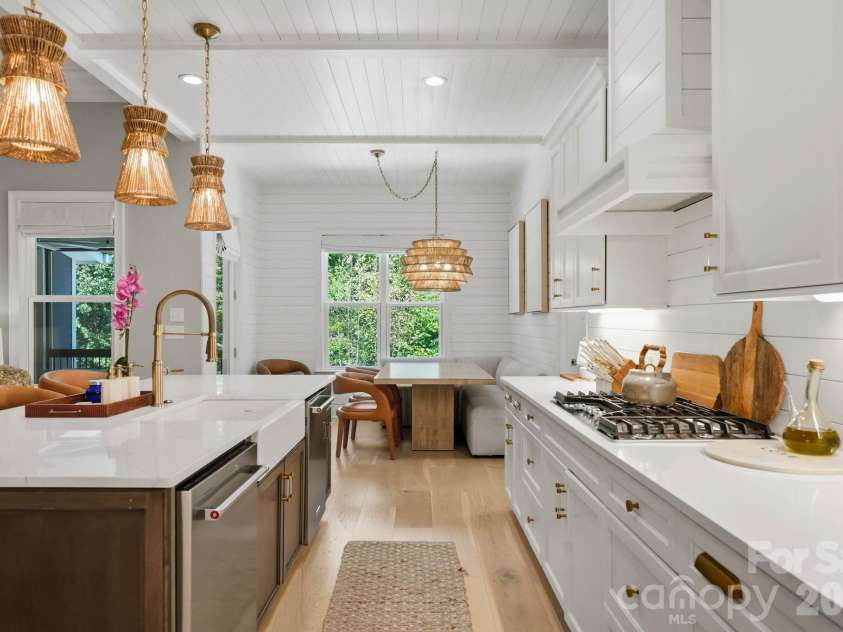 17925 Stuttgart Road, Davidson, NC 28036.  MLS# CAR4422587, YatesRealty ID 49744. 