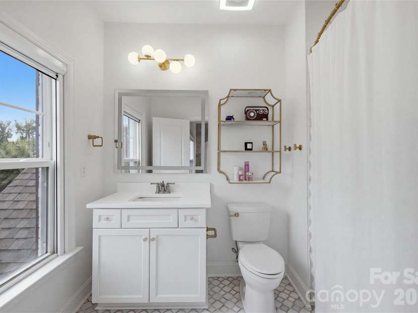 17925 Stuttgart Road, Davidson, NC 28036.  MLS# CAR4422587, YatesRealty ID 49744. 