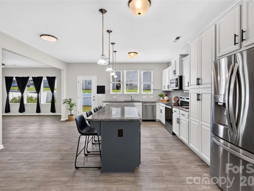 167 Sutters Mill Drive, Troutman, NC 28166.  MLS# CAR4422610, YatesRealty ID 49746. Kitchen