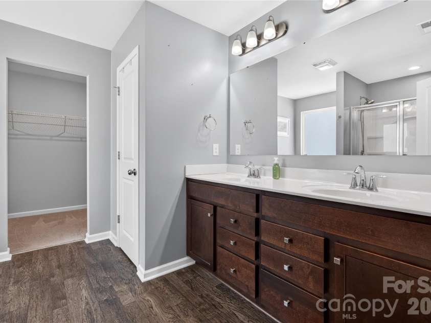 167 Sutters Mill Drive, Troutman, NC 28166.  MLS# CAR4422610, YatesRealty ID 49746. Primary En suite