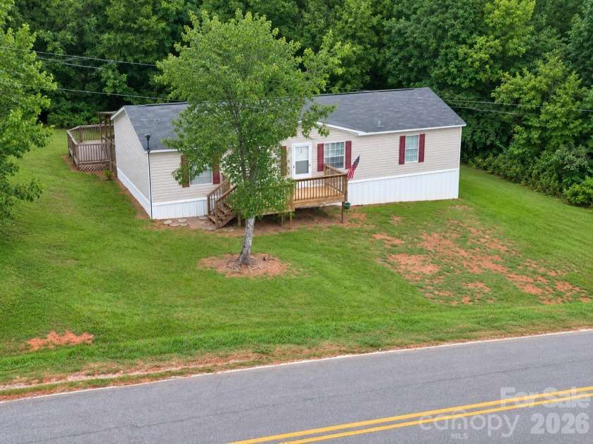 185 Coot Sistare Road, Lancaster, SC 29720.  MLS# CAR4422436, YatesRealty ID 49749. 