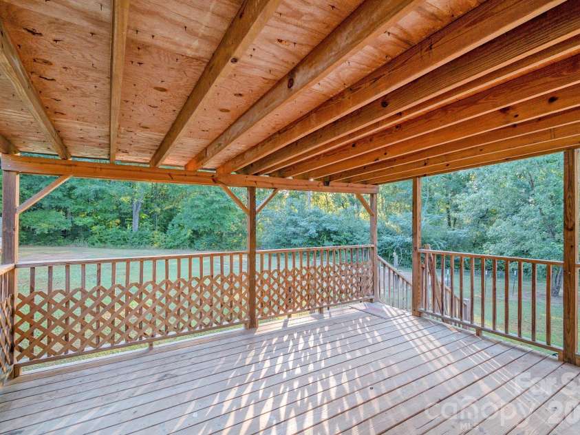 185 Coot Sistare Road, Lancaster, SC 29720.  MLS# CAR4422436, YatesRealty ID 49749. 