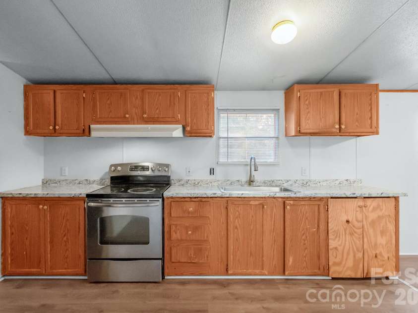 185 Coot Sistare Road, Lancaster, SC 29720.  MLS# CAR4422436, YatesRealty ID 49749. 