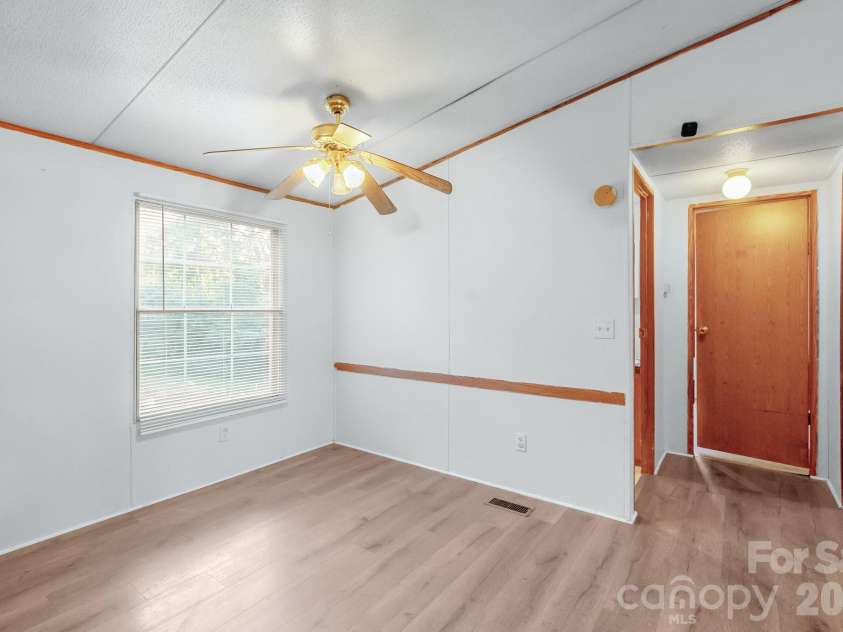 185 Coot Sistare Road, Lancaster, SC 29720.  MLS# CAR4422436, YatesRealty ID 49749. 