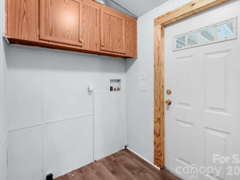 185 Coot Sistare Road, Lancaster, SC 29720.  MLS# CAR4422436, YatesRealty ID 49749. 