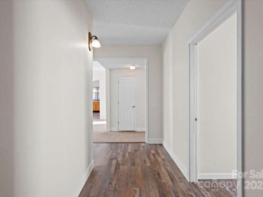 114 Glen Rae Street, Concord, NC 28025.  MLS# CAR4224343, YatesRealty ID 4975. 