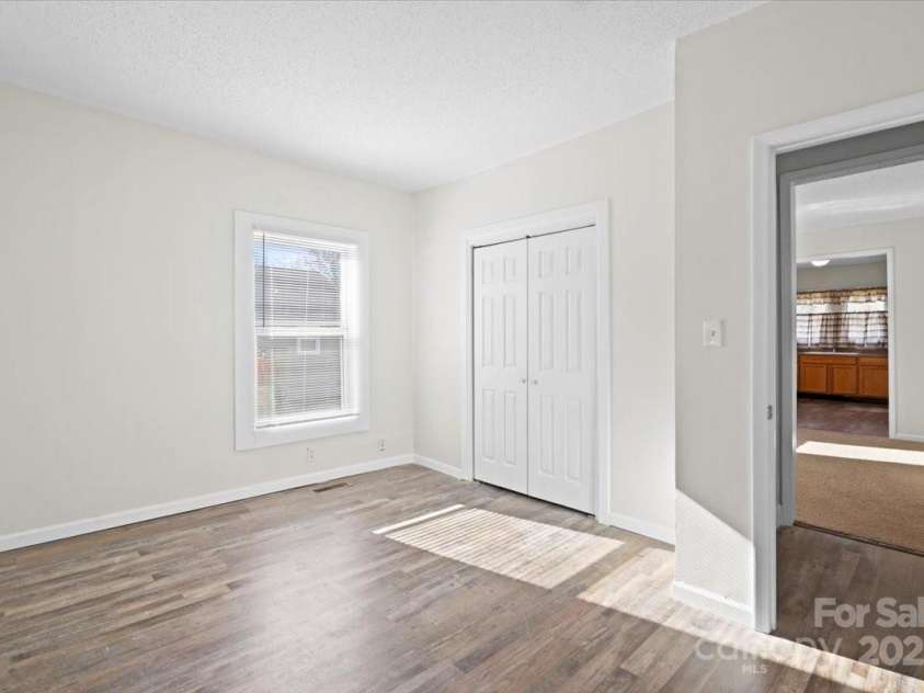 114 Glen Rae Street, Concord, NC 28025.  MLS# CAR4224343, YatesRealty ID 4975. 