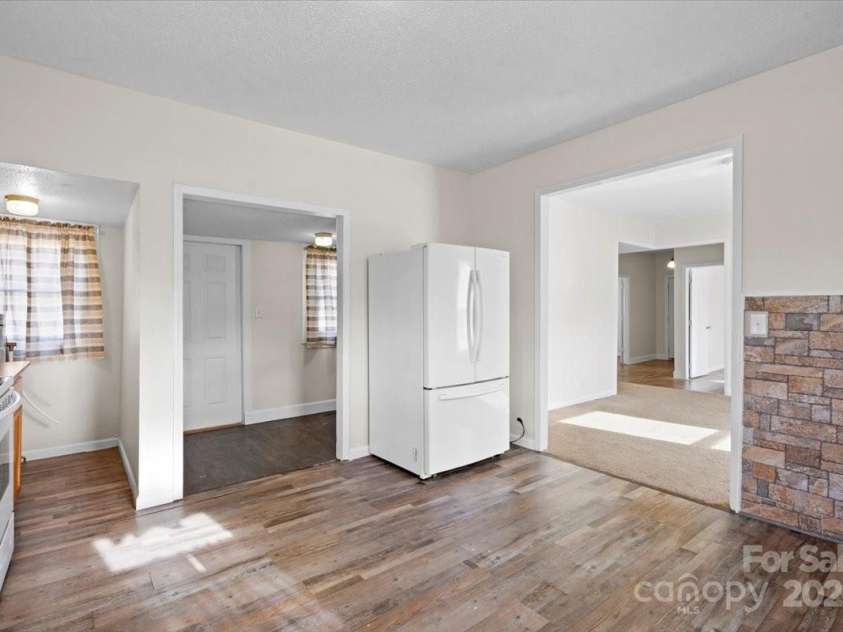 114 Glen Rae Street, Concord, NC 28025.  MLS# CAR4224343, YatesRealty ID 4975. 