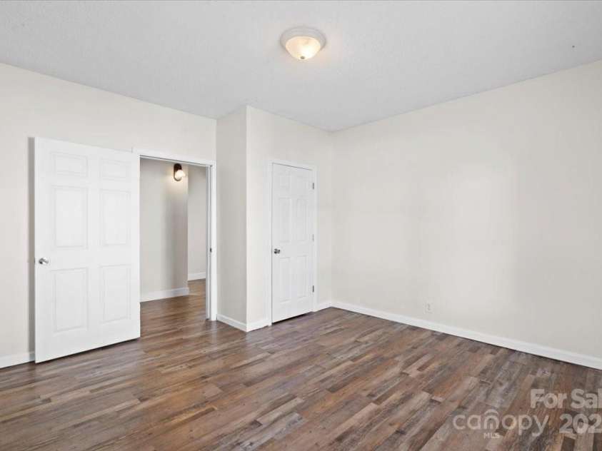 114 Glen Rae Street, Concord, NC 28025.  MLS# CAR4224343, YatesRealty ID 4975. 