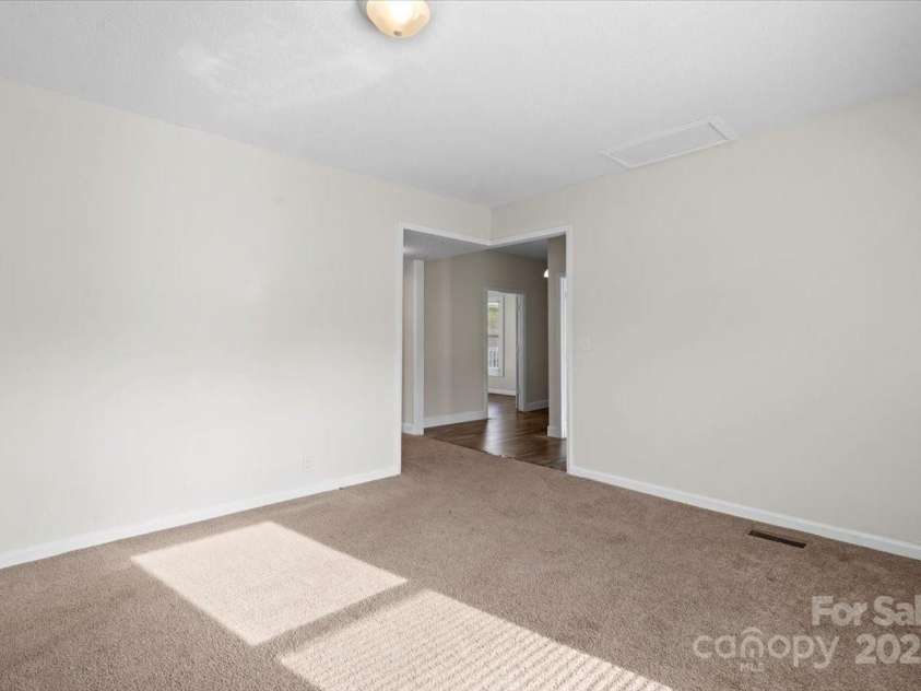 114 Glen Rae Street, Concord, NC 28025.  MLS# CAR4224343, YatesRealty ID 4975. 