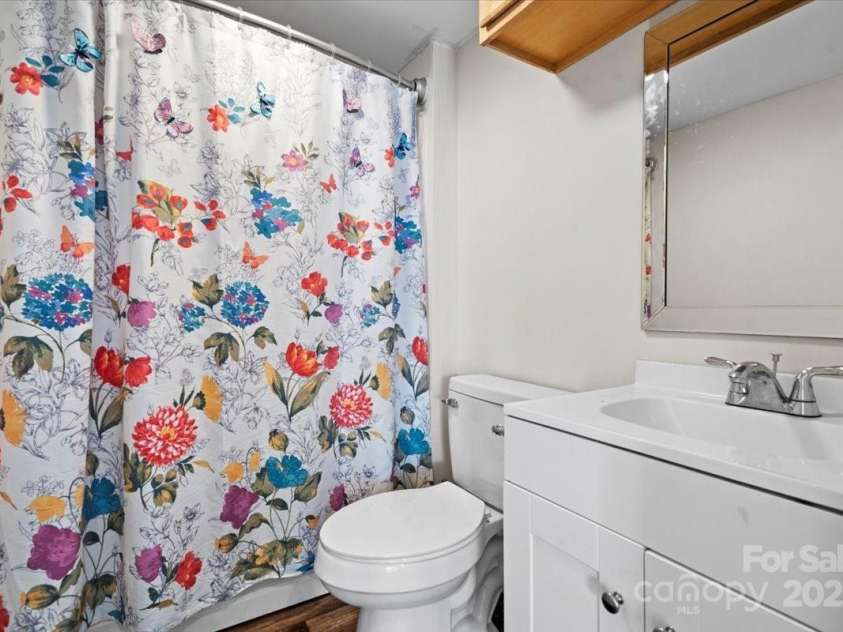 114 Glen Rae Street, Concord, NC 28025.  MLS# CAR4224343, YatesRealty ID 4975. 