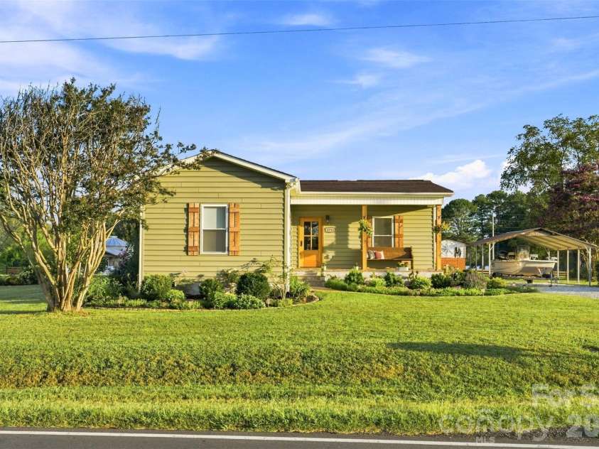 5712 Hoover Elmore Road, Vale, NC 28168.  MLS# CAR4422475, YatesRealty ID 49750. 