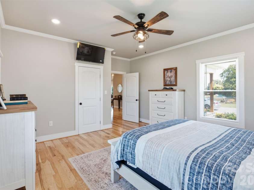 5712 Hoover Elmore Road, Vale, NC 28168.  MLS# CAR4422475, YatesRealty ID 49750. 
