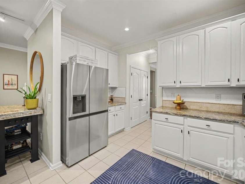 15011 Bridle Trace Lane, Pineville, NC 28134.  MLS# CAR4422263, YatesRealty ID 49752. 