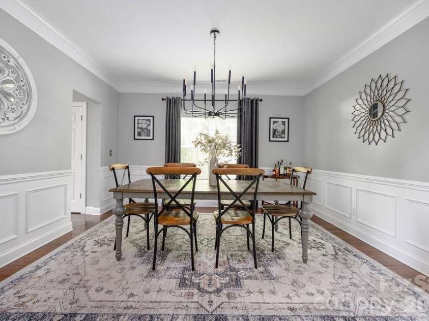6519 Olmsford Drive, Huntersville, NC 28078.  MLS# CAR4422196, YatesRealty ID 49756. 