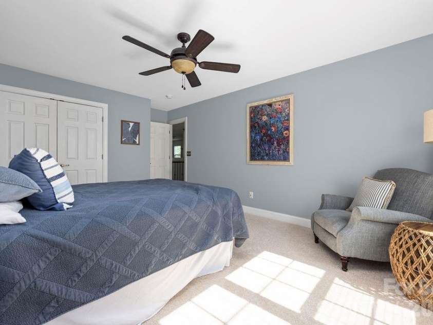 6519 Olmsford Drive, Huntersville, NC 28078.  MLS# CAR4422196, YatesRealty ID 49756. 