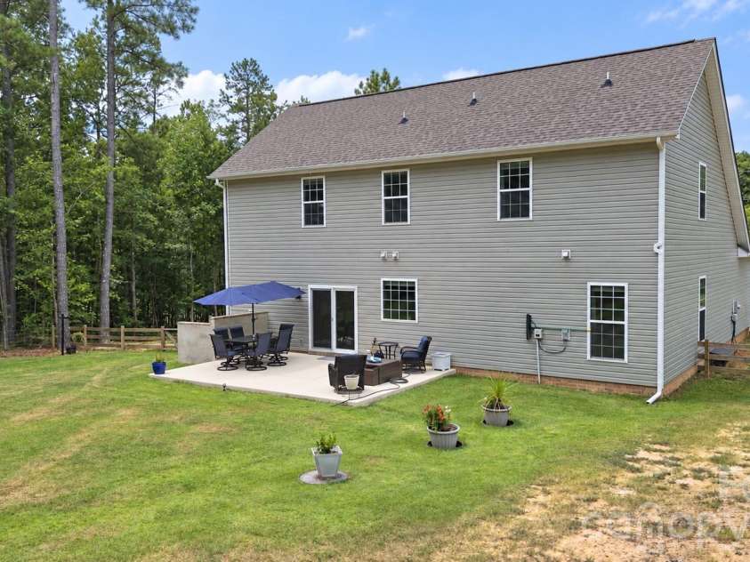 9201 Providence Road, Waxhaw, NC 28173.  MLS# CAR4422209, YatesRealty ID 49757. 