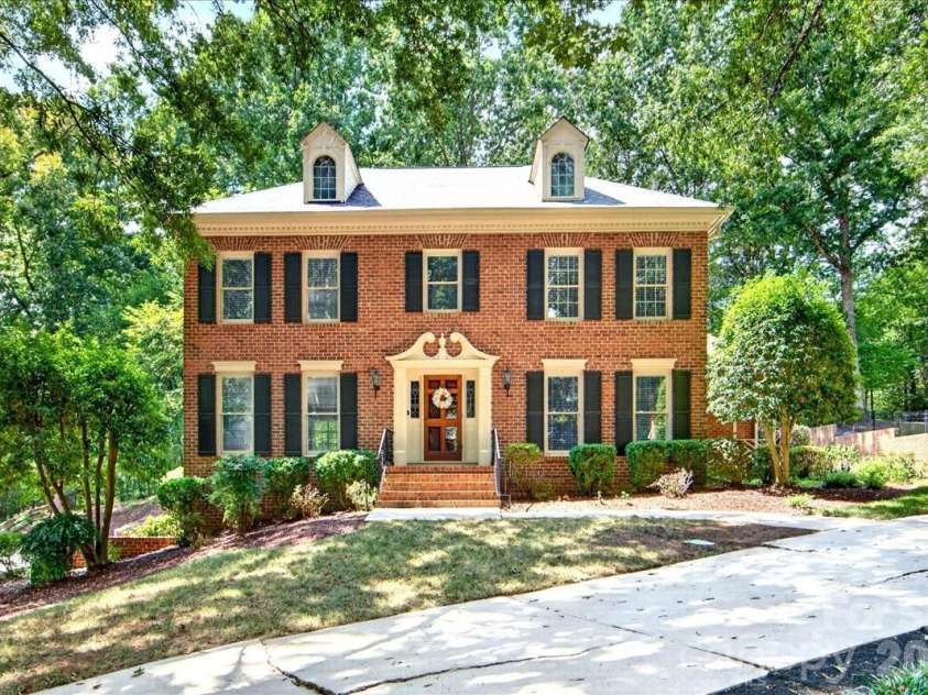 2424 Hartmill Court, Charlotte, NC 28226.  MLS# CAR4422226, YatesRealty ID 49759. Front Exterior