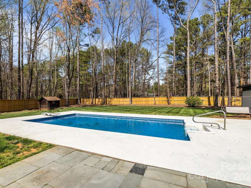 10405 Club Car Court, Mint Hill, NC 28227.  MLS# CAR4232717, YatesRealty ID 4976. 