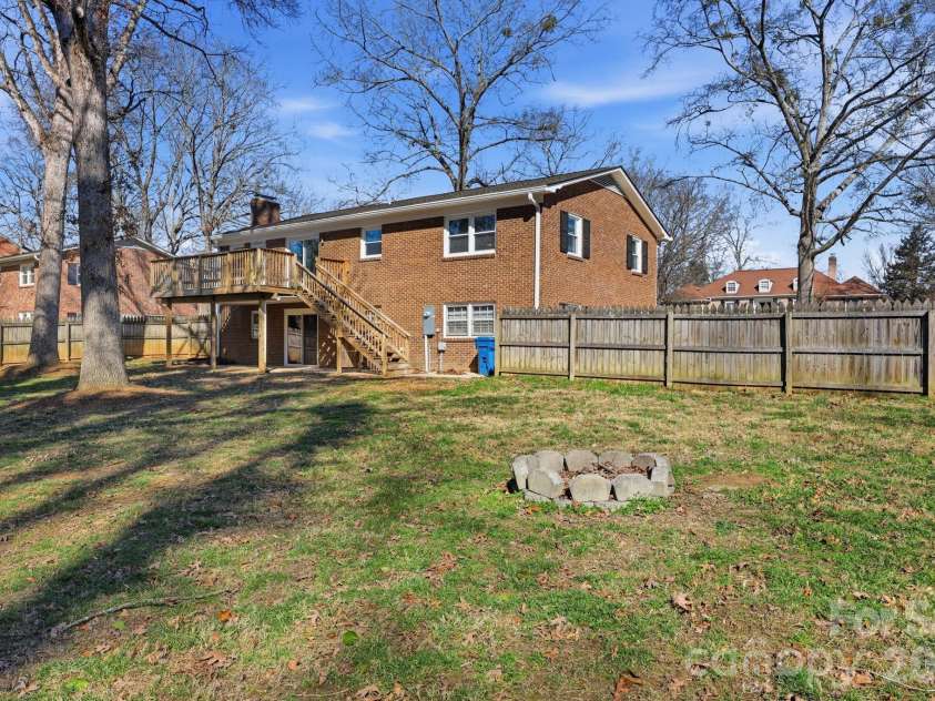 1230 18th Avenue, Hickory, NC 28601.  MLS# CAR4335635, YatesRealty ID 4976. 