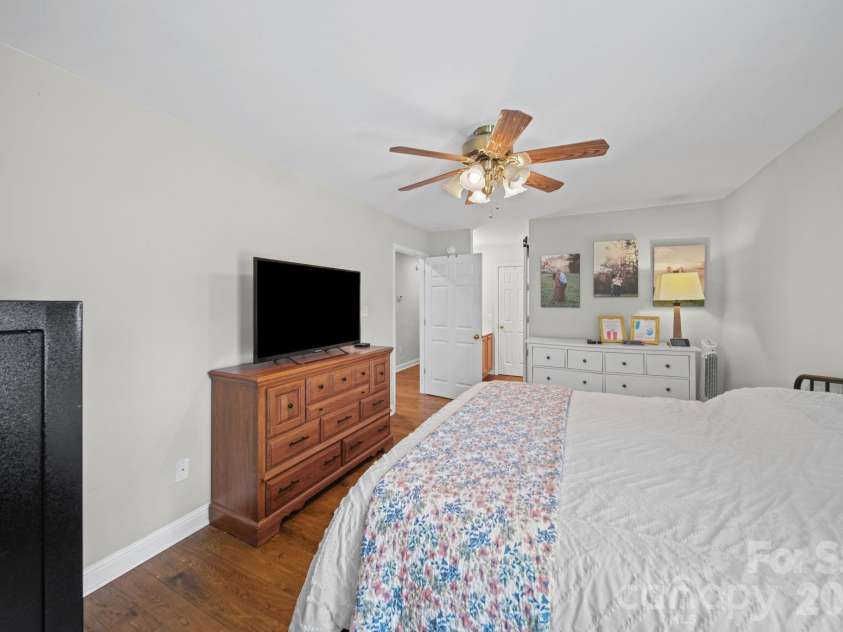 708 Paint Circle, Oakboro, NC 28129.  MLS# CAR4422036, YatesRealty ID 49760. 