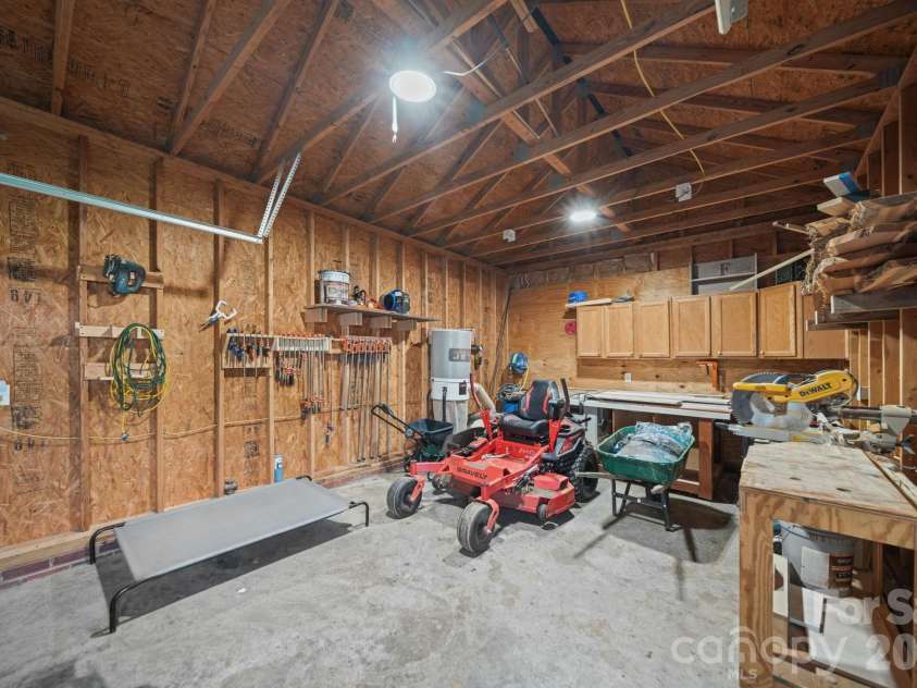708 Paint Circle, Oakboro, NC 28129.  MLS# CAR4422036, YatesRealty ID 49760. 