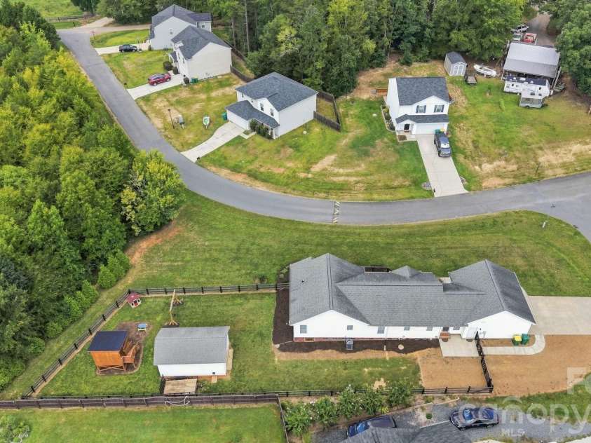 708 Paint Circle, Oakboro, NC 28129.  MLS# CAR4422036, YatesRealty ID 49760. 