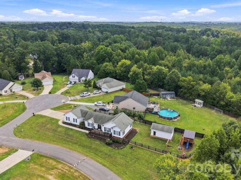 708 Paint Circle, Oakboro, NC 28129.  MLS# CAR4422036, YatesRealty ID 49760. 