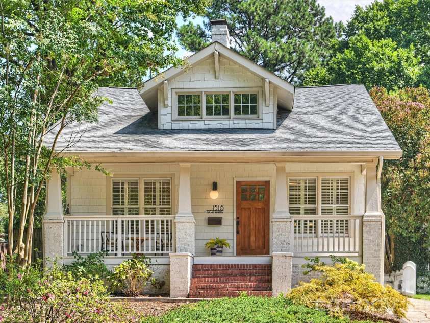 1518 Pecan Avenue, Charlotte, NC 28205.  MLS# CAR4422072, YatesRealty ID 49761. 