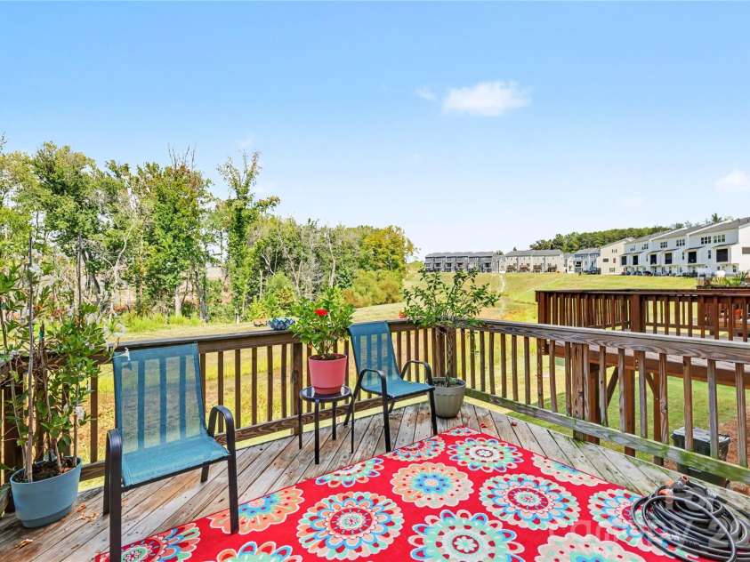 409 Lahinch Drive, Tega Cay, SC 29708.  MLS# CAR4422051, YatesRealty ID 49762. 