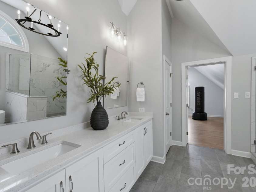 1105 Doverstone Court, Matthews, NC 28104.  MLS# CAR4421819, YatesRealty ID 49763. 