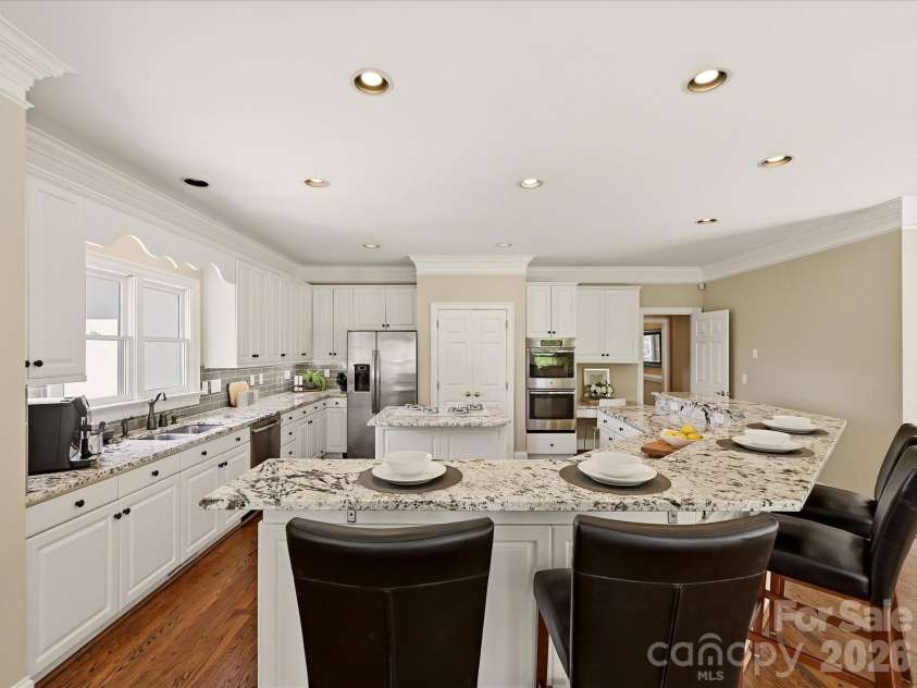 5427 Old Course Drive, Charlotte, NC 28277.  MLS# CAR4422012, YatesRealty ID 49764. 