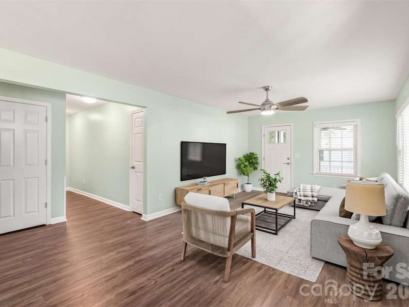910 Beverly Drive, Rock Hill, SC 29730.  MLS# CAR4421788, YatesRealty ID 49769. Conveniently situated down a private hallway off the main living area, housing 3 generously sized bedrooms for optimal comfort and quiet. Virtually Staged.