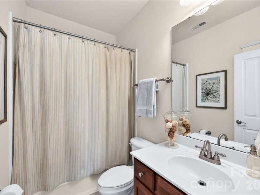 7014 Blakeney Greens Boulevard, Charlotte, NC 28277.  MLS# CAR4421397, YatesRealty ID 49771. 