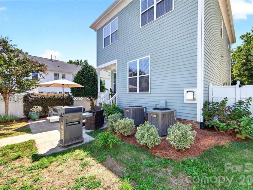 7014 Blakeney Greens Boulevard, Charlotte, NC 28277.  MLS# CAR4421397, YatesRealty ID 49771. 