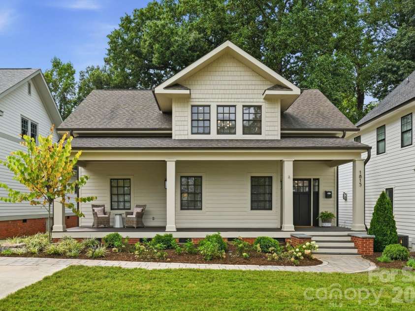 1815 DeArmon Drive, Charlotte, NC 28205.  MLS# CAR4421209, YatesRealty ID 49773. Adorable craftsman on beloved DeArmon Dr!