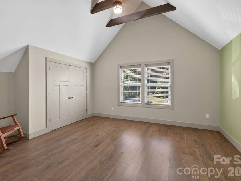 8 Haven Lane, Arden, NC 28704.  MLS# CAR4421286, YatesRealty ID 49774. 